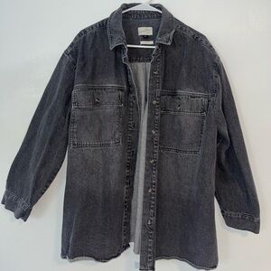 Women’s Universal Thread XXL Charcoal Oversized Button Down